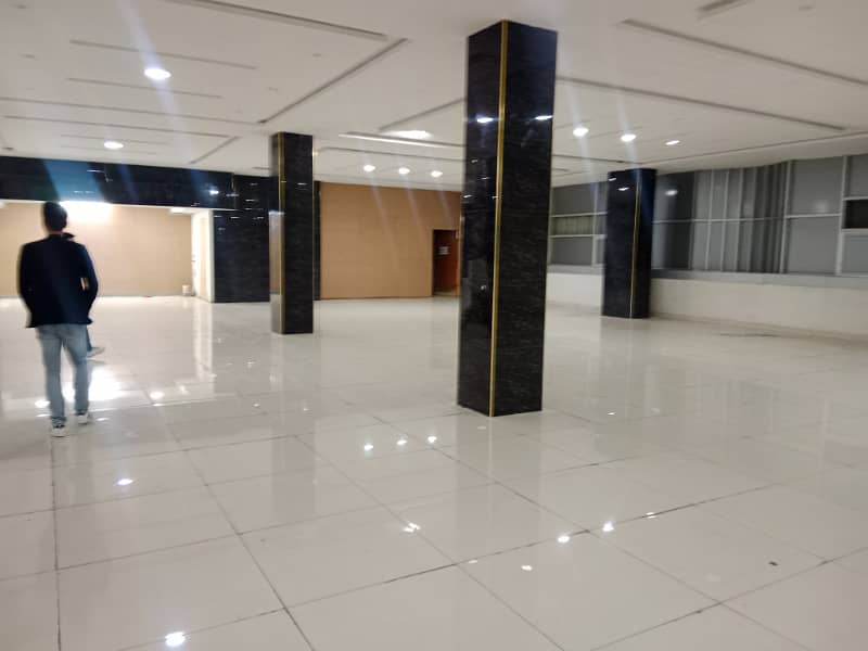 Brend new plaza available for rent 2