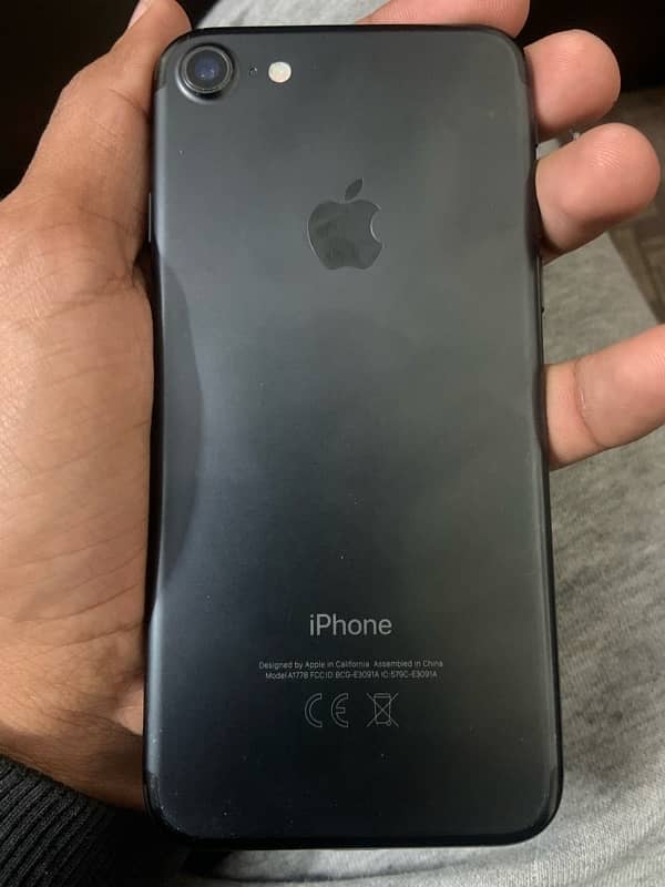 Iphone 7 (pta approved) 5