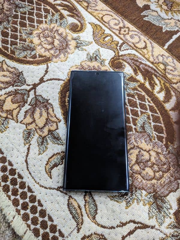 I'm selling my Samsung S22 ultra 4