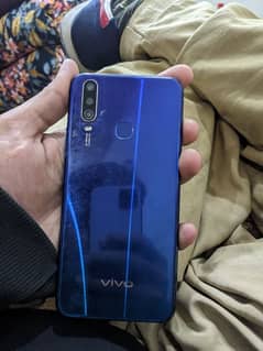 vivo y15