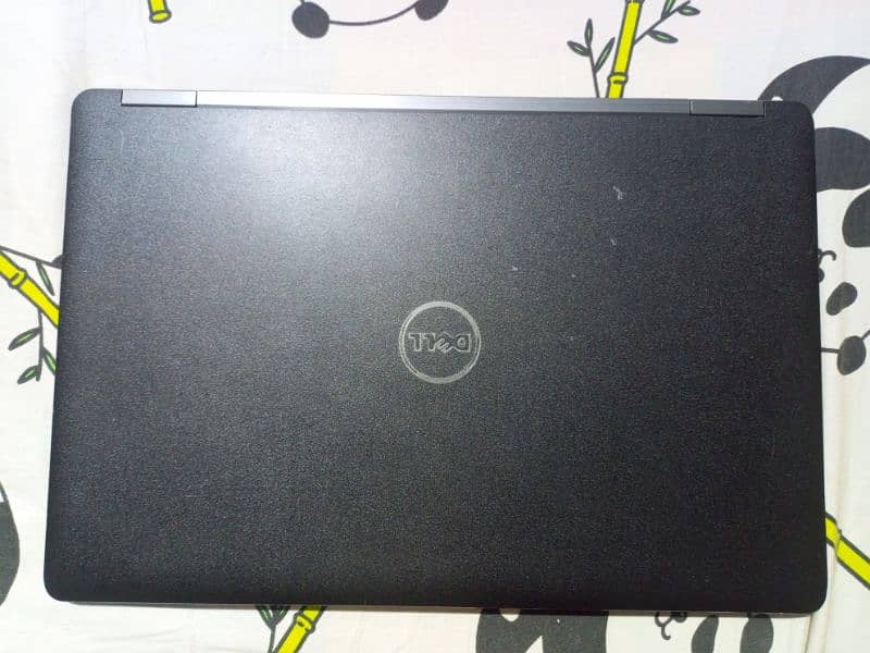 Dell Latitude E5570 0