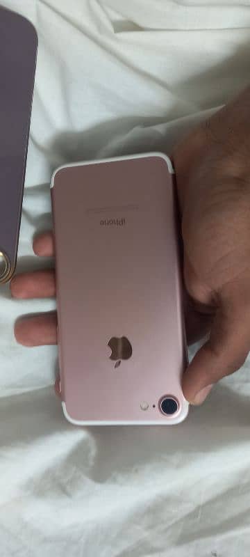 Iphone 7 10/10 Condition 4