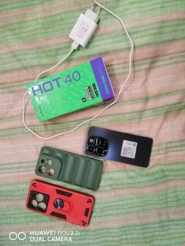 infinix hot 40 8gb/256gb for sale. 3