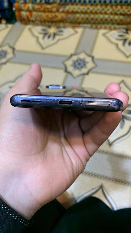 oneplus9 10/10 condition only line in screen 1