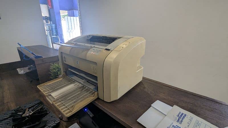 HP LASERJET 1020 (URGENT SALE) 4