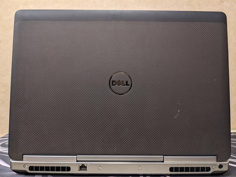 Dell Precision 7520 Quad Core i7 7th Generation 16GB DDR4 RAM | 512GB 1