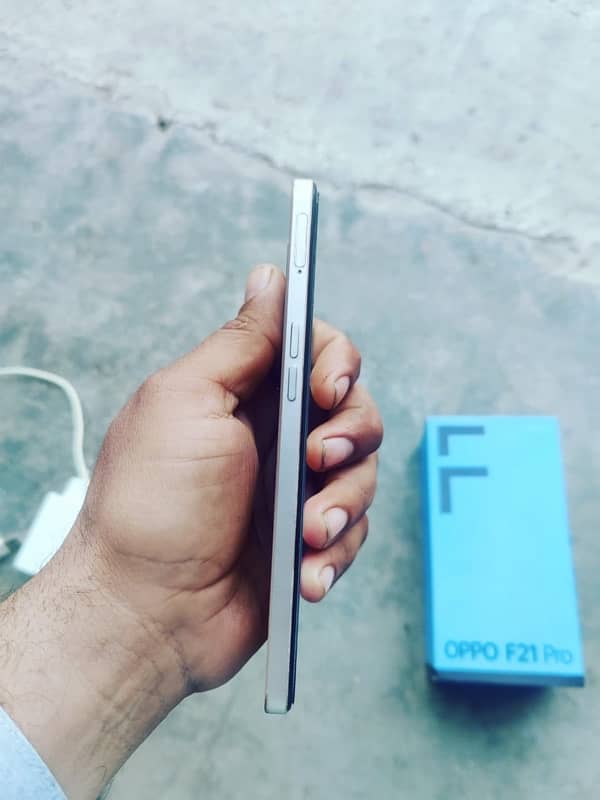 Oppo F21 Pro 5