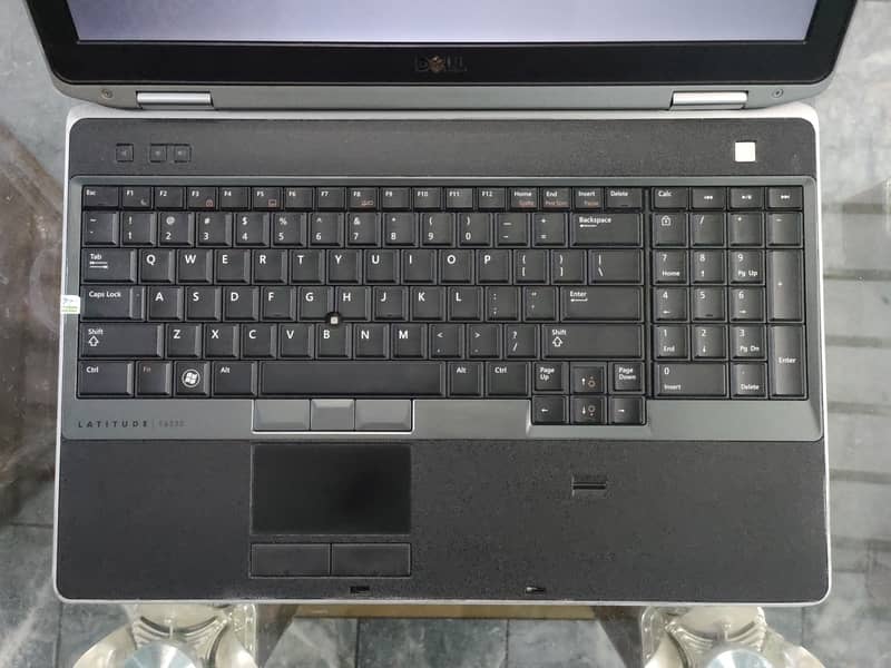 Dell Latitude E6530(i5 3rd 4GB 320GB Fast HDD) 3