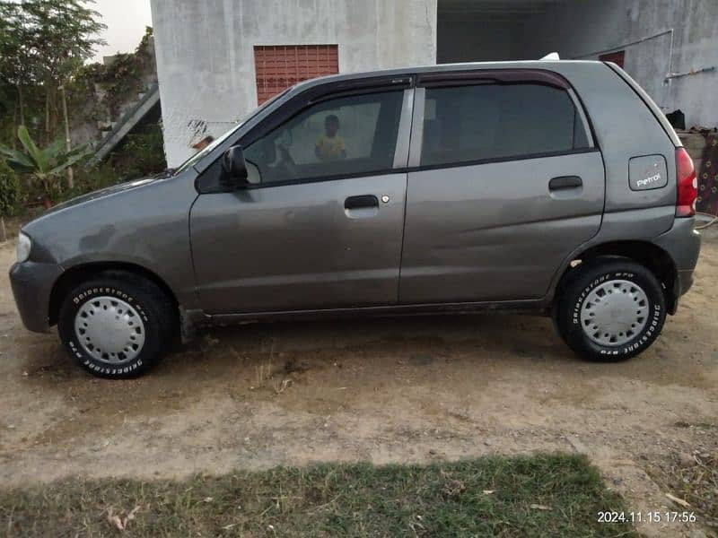 Suzuki Alto 2010 6