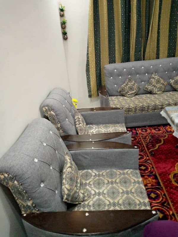 Sofa Set 5 seater 5