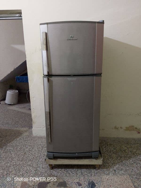 Dawlance fridge urgently seliing 8