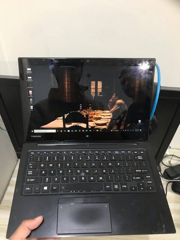 Toshiba Dynabook 5th gen Touchscreen 0