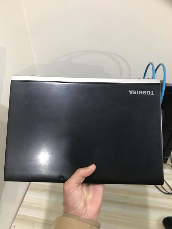 Toshiba Dynabook 5th gen Touchscreen 1