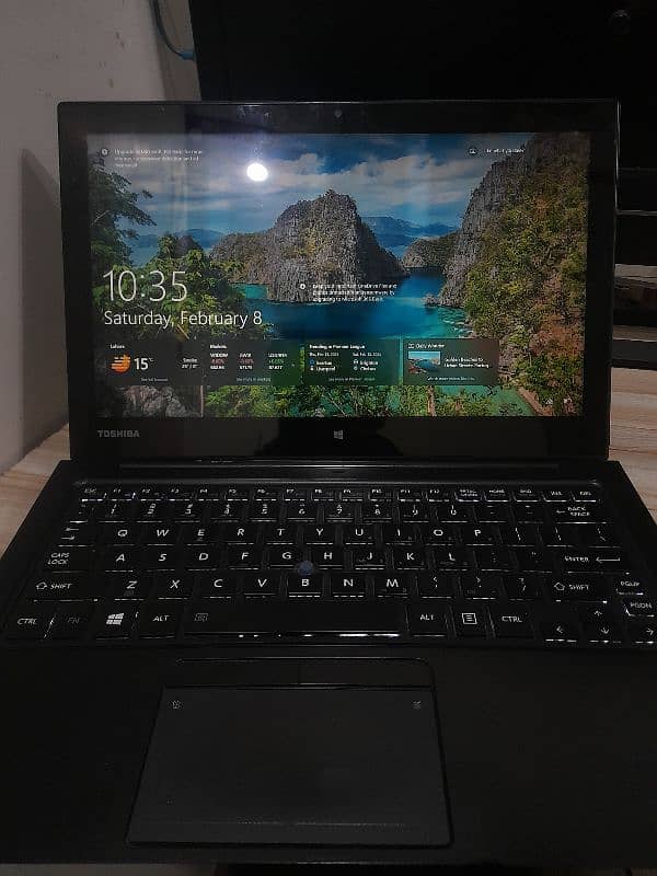 Toshiba Dynabook 5th gen Touchscreen 6