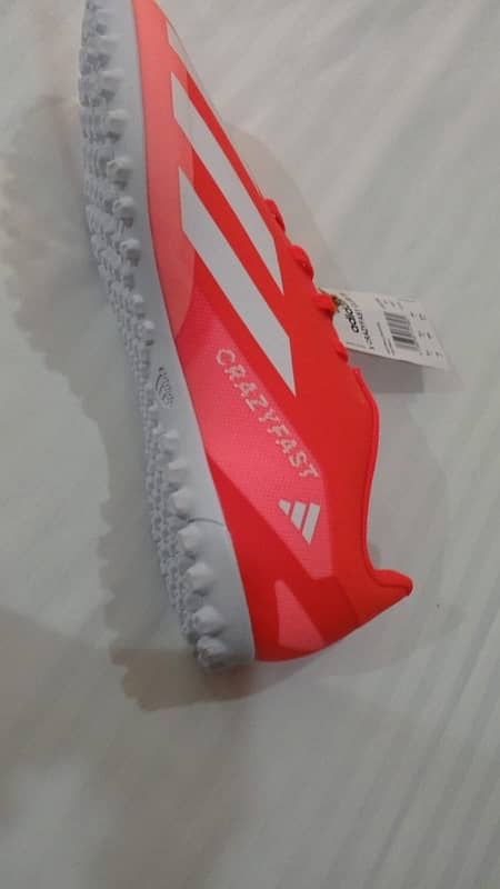 Brand New Adidas Orginal Crazyfast grippers 0