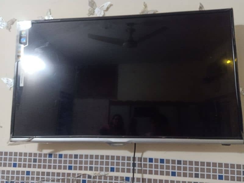 42 inch LED for sale 0