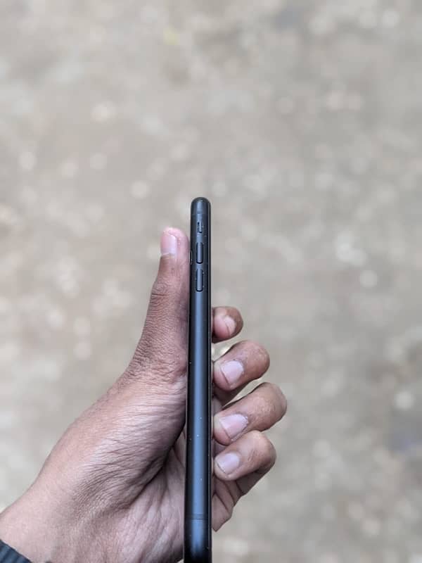 iPhone XR complete Saman non PTA 4