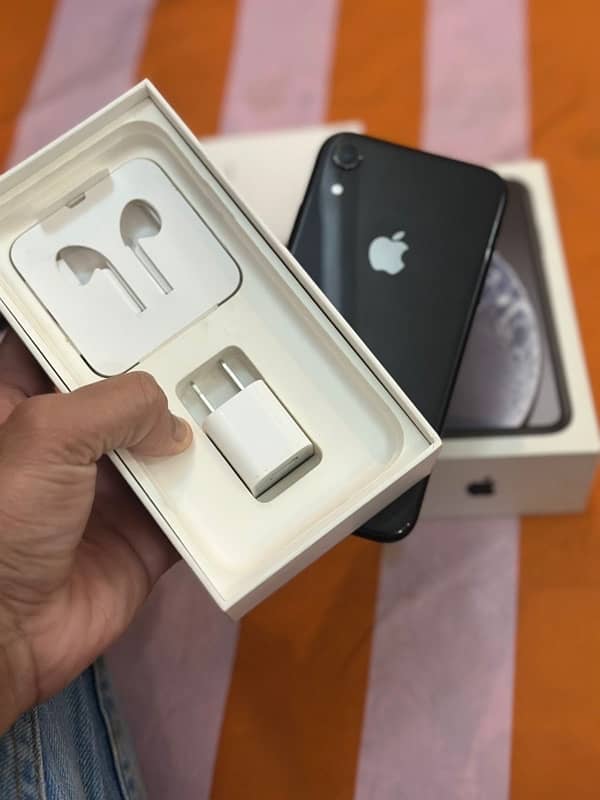 iPhone XR complete Saman non PTA 6