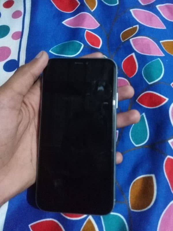 IPHONE XR 1