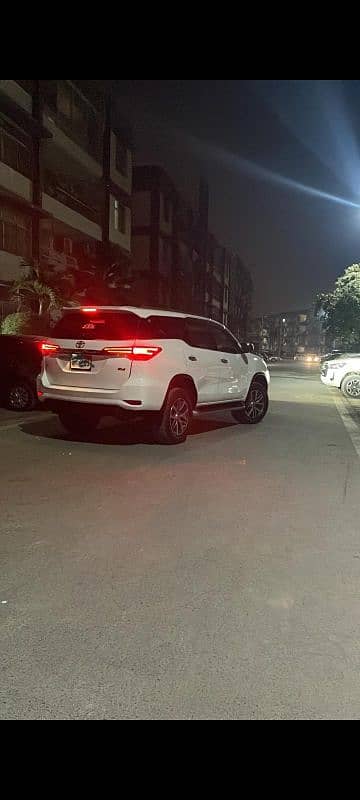 Toyota Fortuner Sigma 2020 17