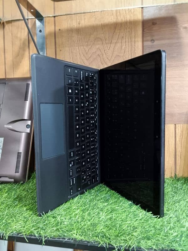 Dell latitude 5290.2 in 1. tuch system 0