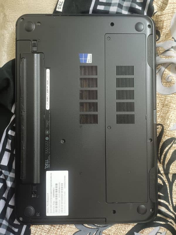 Dell laptop latitude 3540 4