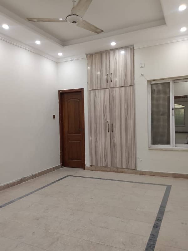 Upper portion house for rent in afsha colony near range road rwp 2