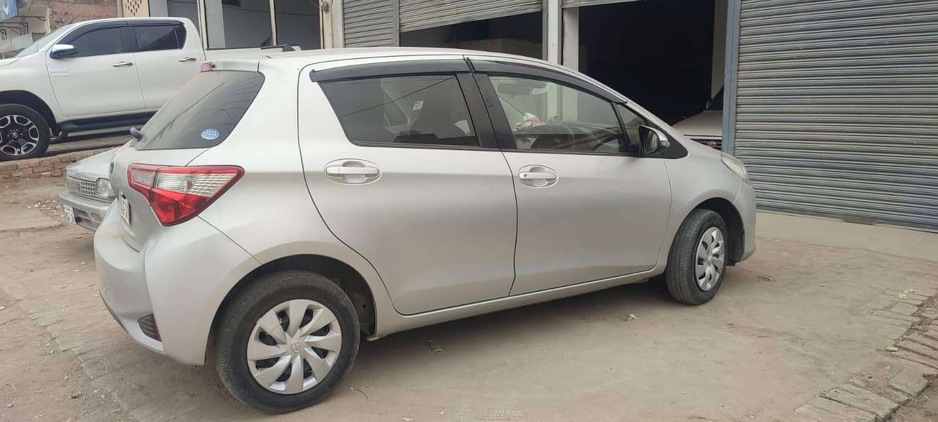 Toyota Vitz 2018 1