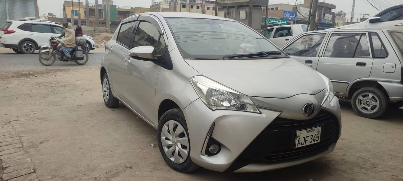 Toyota Vitz 2018 9