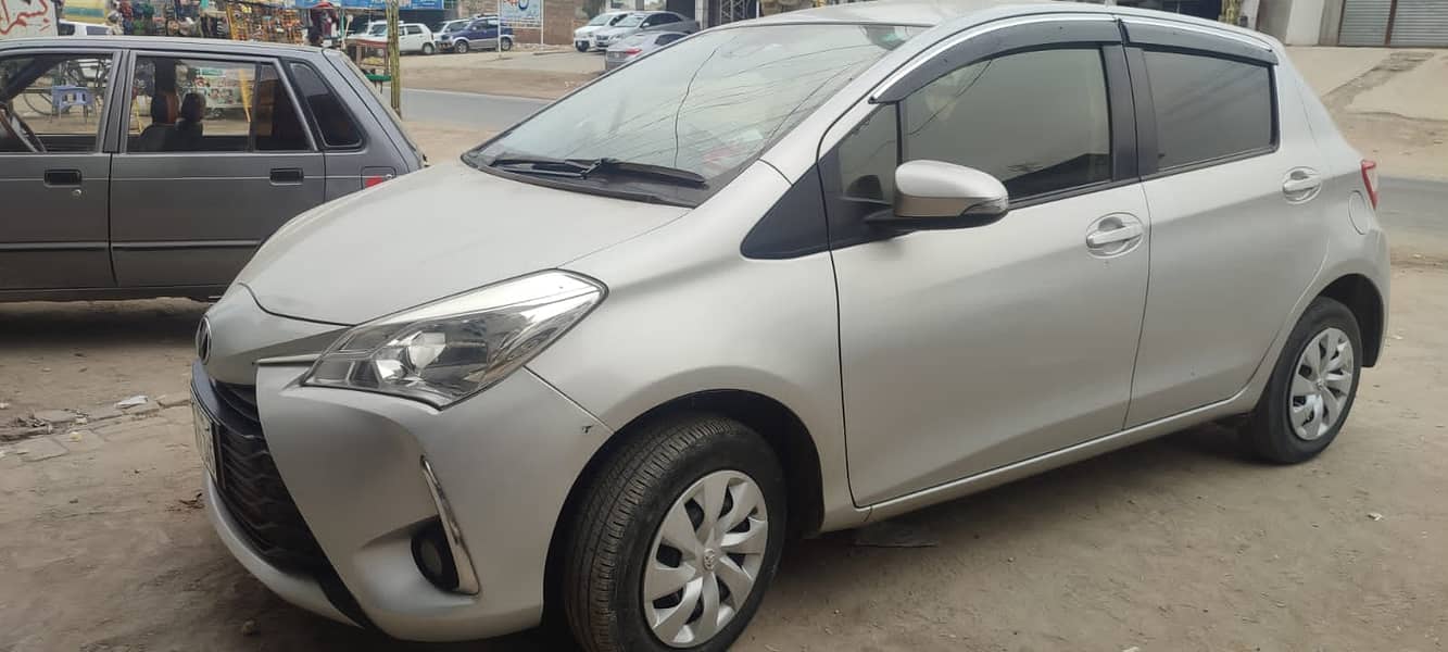 Toyota Vitz 2018 11