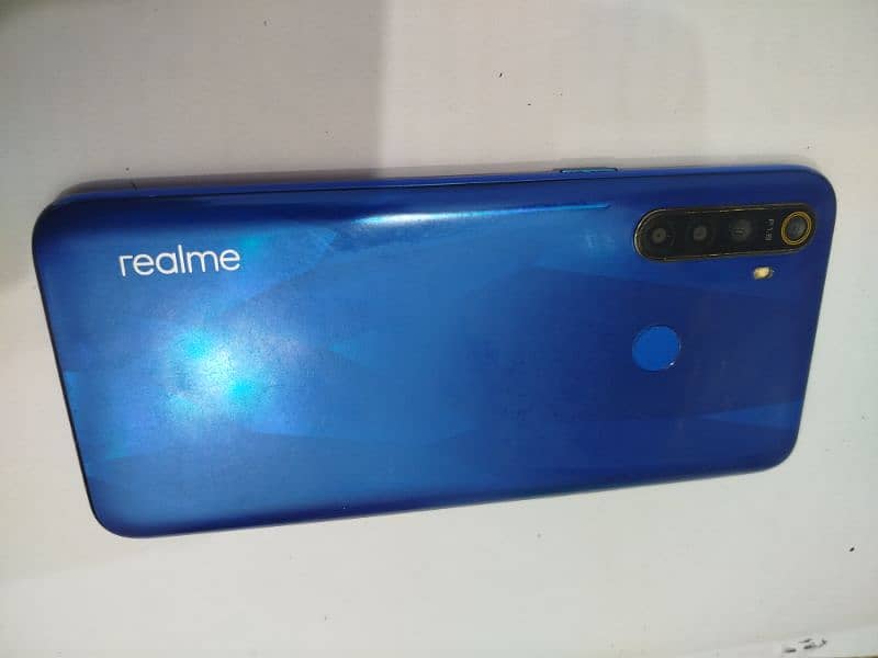 realme 5 with box 6