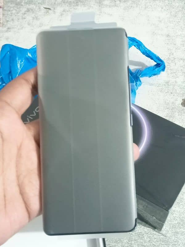 Vivo V40 12/256 2