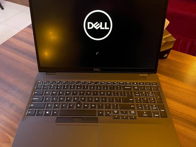 Dell Latitude 5500  Intel Core i5 (8th Gen) | 8GB RAM | 128GB SSD 0