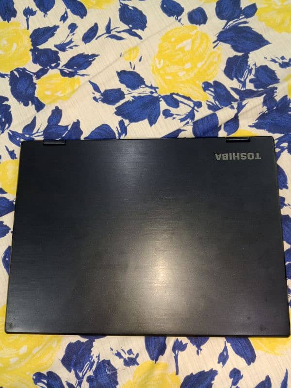 Toshiba i7 8th generation laptop 360° touch screen 0