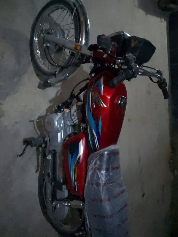 Honda CG 125 New 3