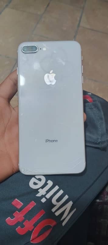 IPHONE 8 plus non pta 256gb ha battery chnge ha back thori si break ha 3