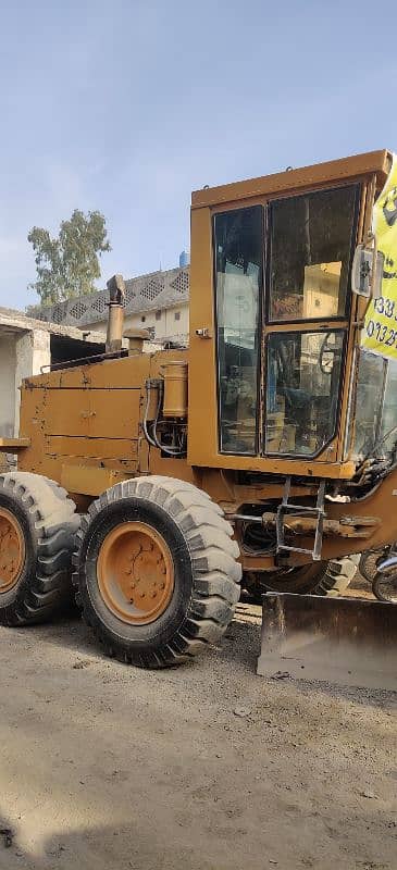 komatsu GD 655 grader for sale 2