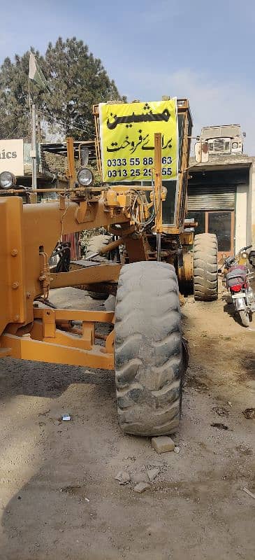 komatsu GD 655 grader for sale 4