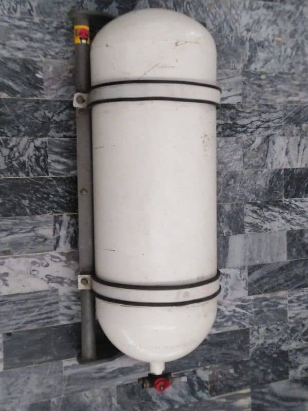 used CNG cylinder 3