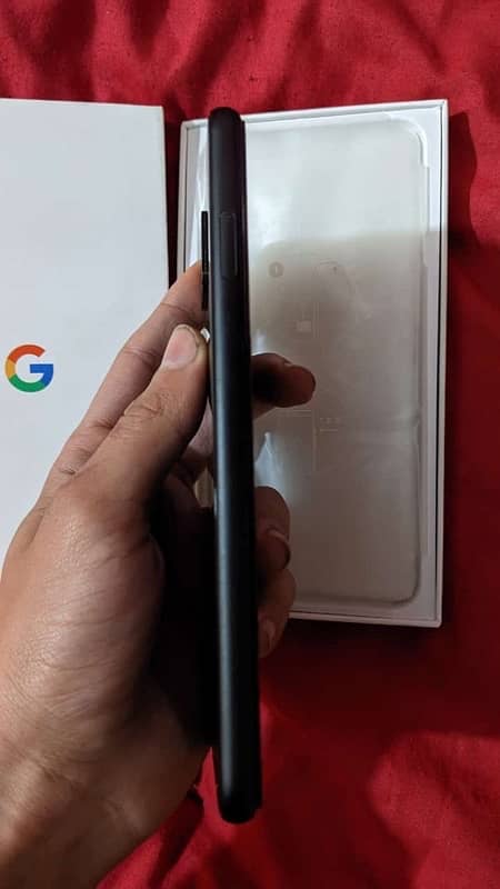 Google pixel 4Xl with box charger 10/10 3