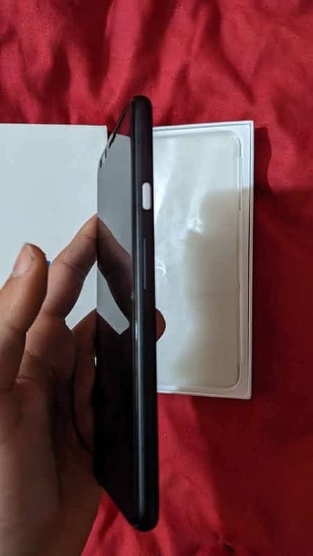 Google pixel 4Xl with box charger 10/10 4