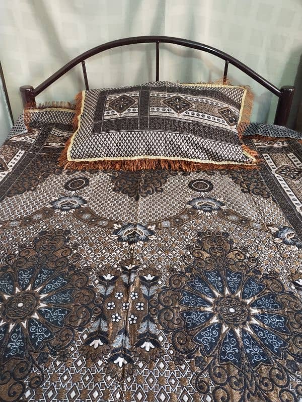 urgent sale of Metal Charpai /bed 3