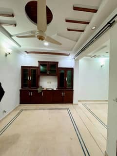 uper floor for rent in I 10