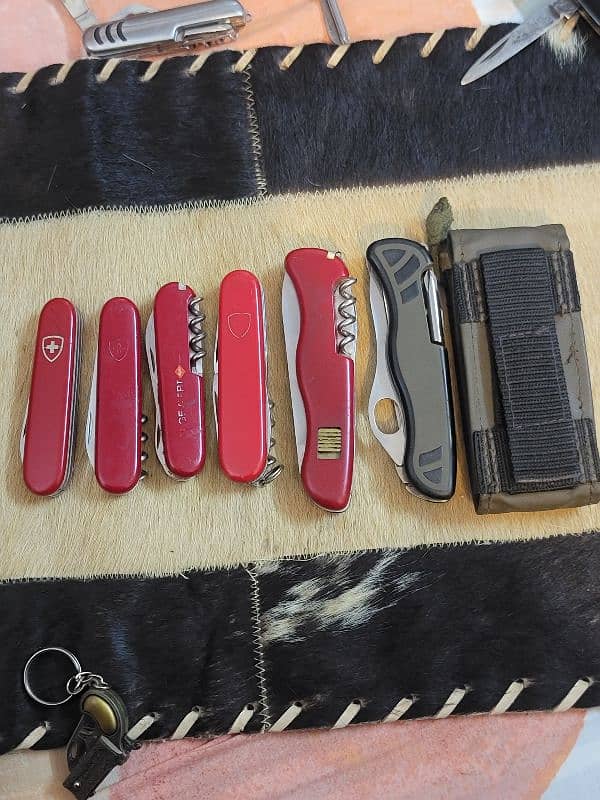 swiss,victorinox, shefield folding knife 0