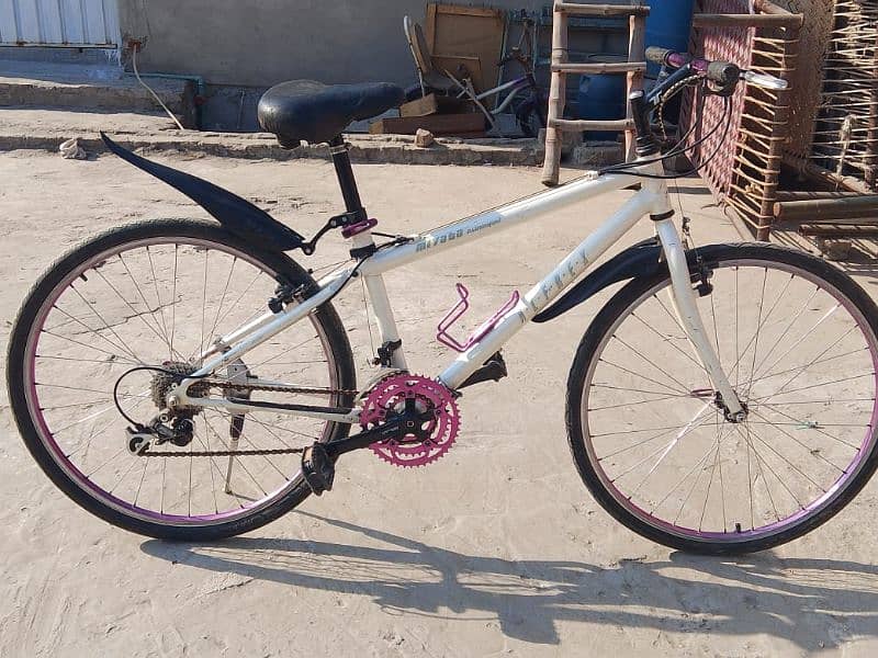 very good condition mountain bicycle 03 0 4 4 6 7 5 6 7 9 whtsp 0