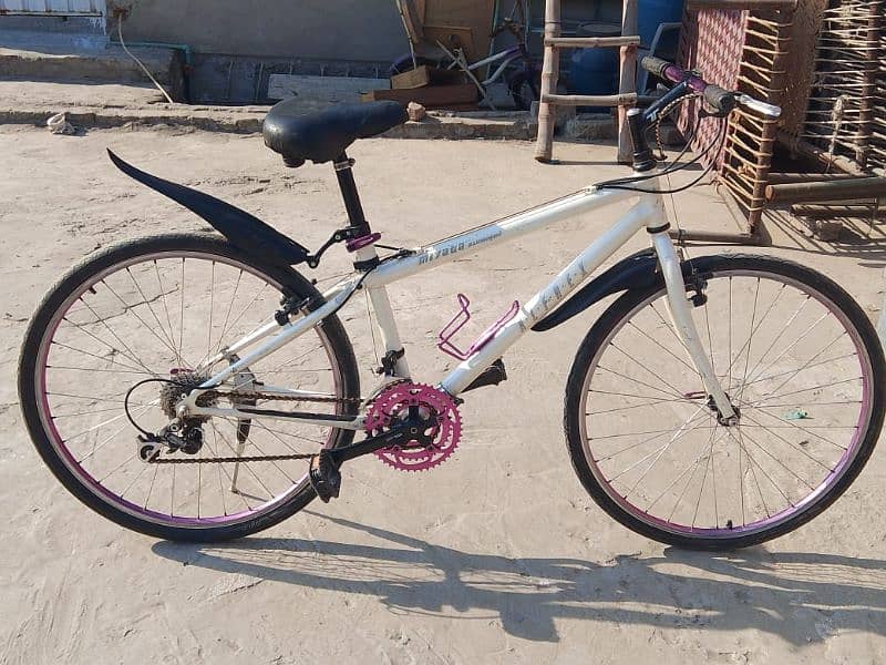 very good condition mountain bicycle 03 0 4 4 6 7 5 6 7 9 whtsp 1