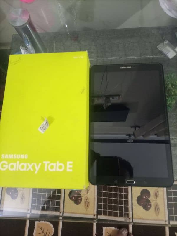 Samsung tab e only box hai new jesa hai 3