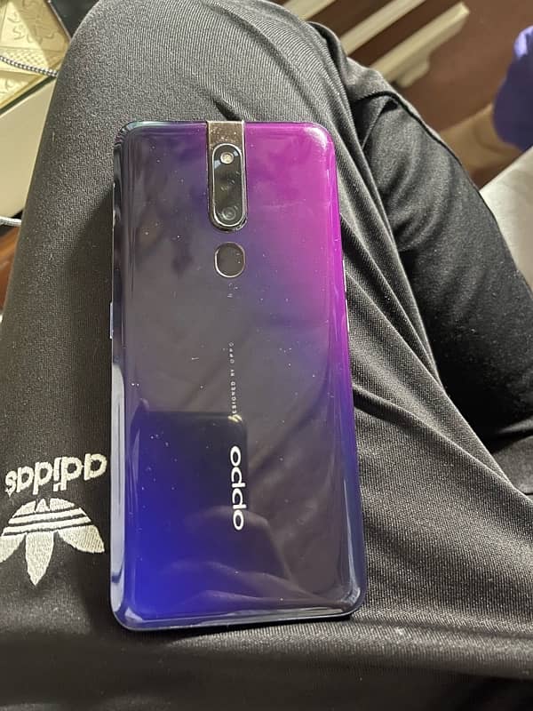 OPPO F 11 pro 0