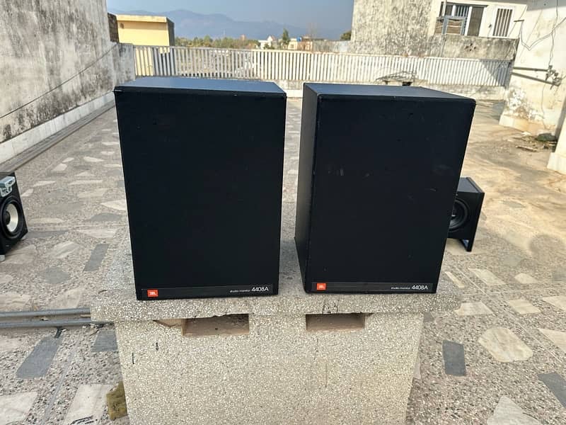 jbl 4408A bookshelf speakers 5