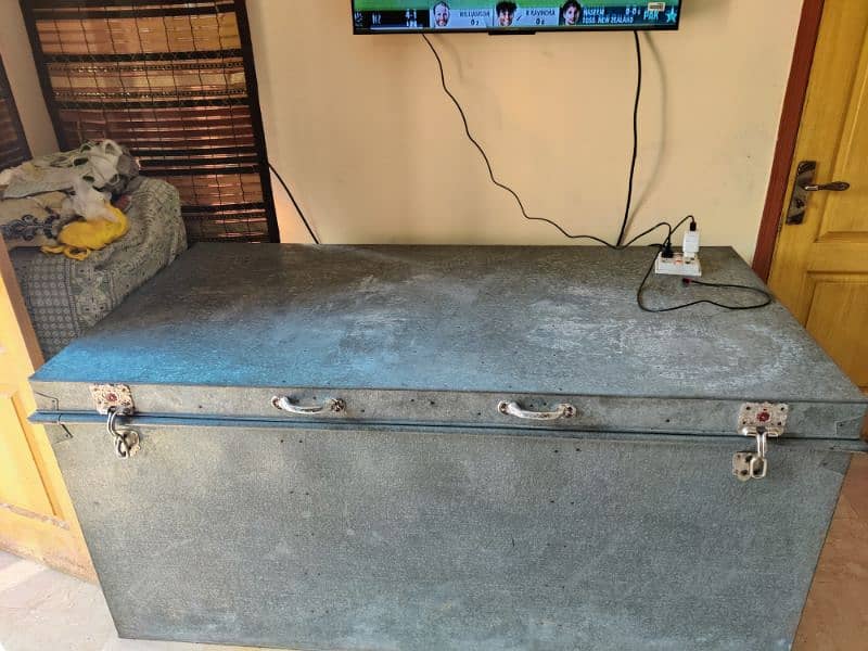 Trunk peti For sale (steel) 7